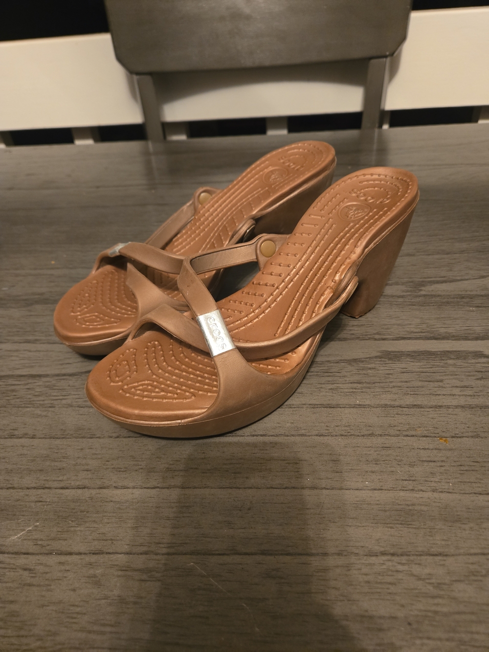 Crocs Cyrpus Criss Cross Slide Sandal Womens 10 Bromze Open Toe Block Heels